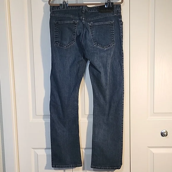 Eddie Bauer- Men's dark wash- straight leg- jeans 35/32 - Picture 2 of 10